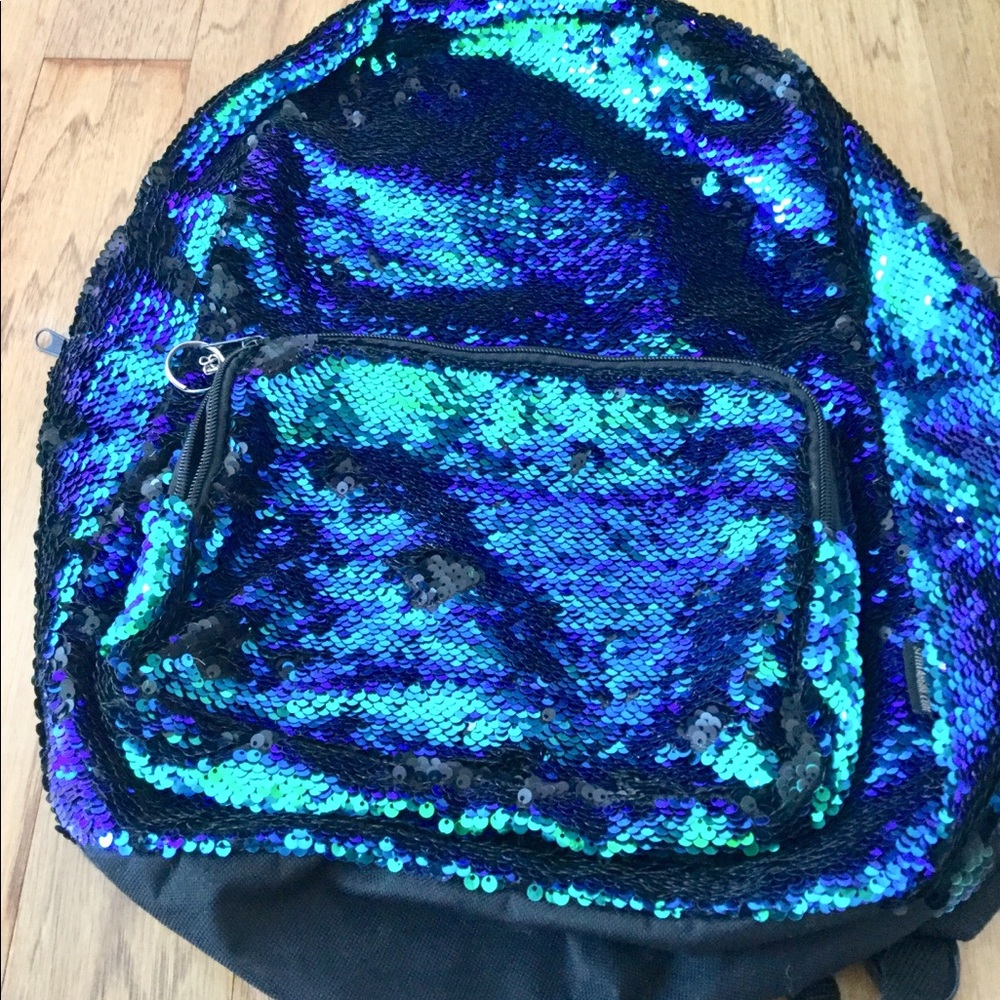 Mermaid secret backpack 🧜🏾‍♀️🎒
